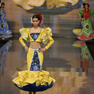 Vestido dos piezas amarillo